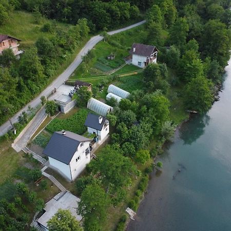 Vikendica Pored Drine Foca Villa Handici Екстериор снимка