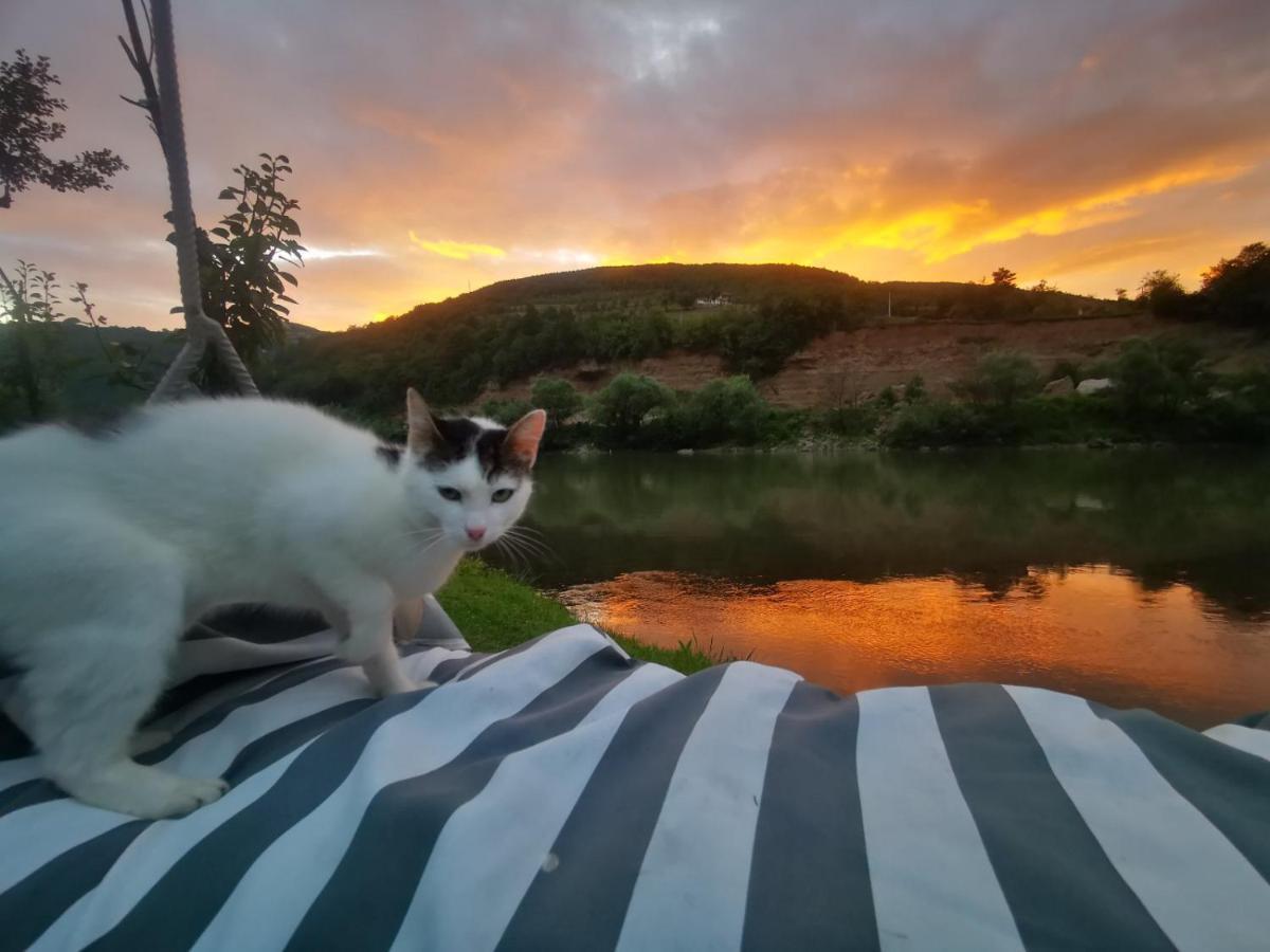 Vikendica Pored Drine Foca Villa Handici Екстериор снимка