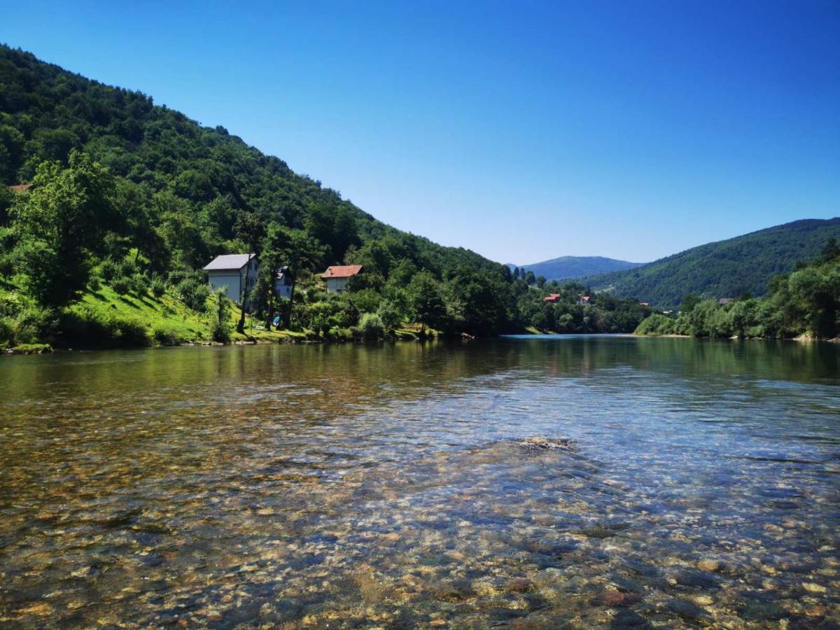 Vikendica Pored Drine Foca Villa Handici Екстериор снимка